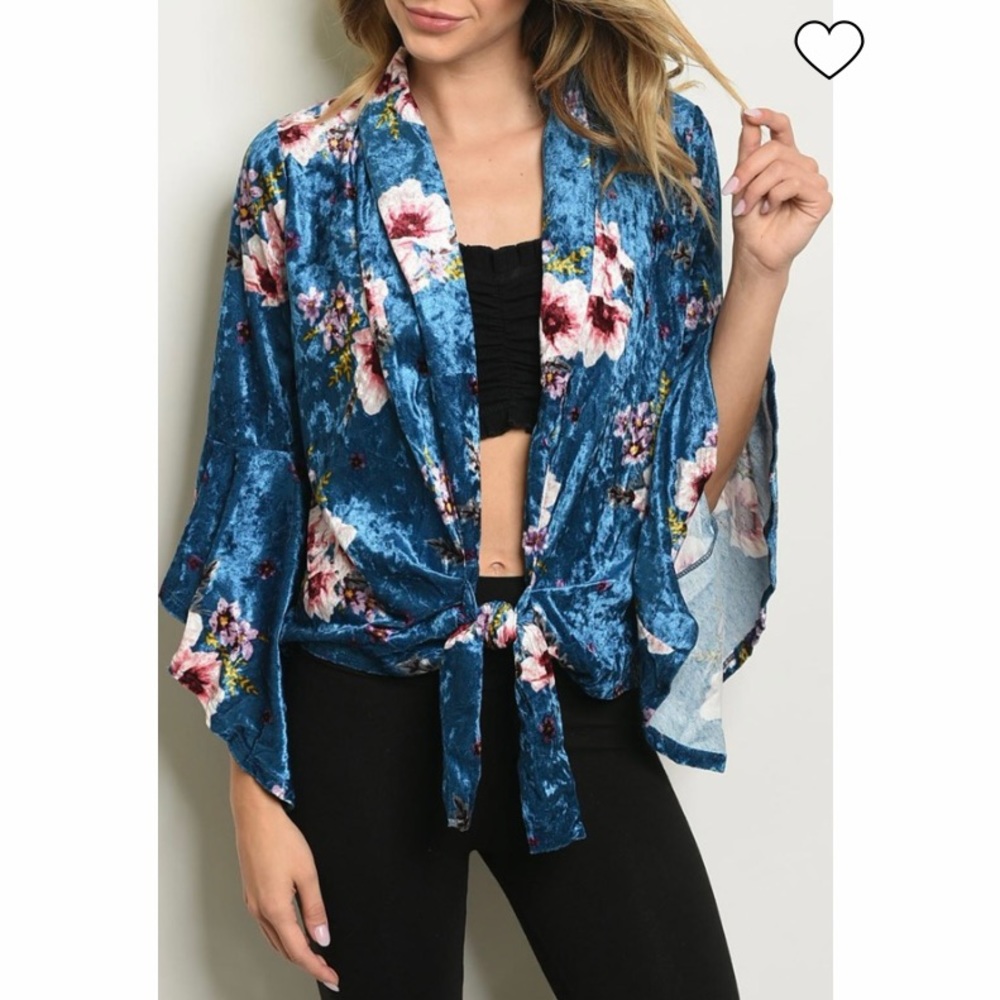 NWOT Miley & Molly Blue Velvet Floral Cardigan Top